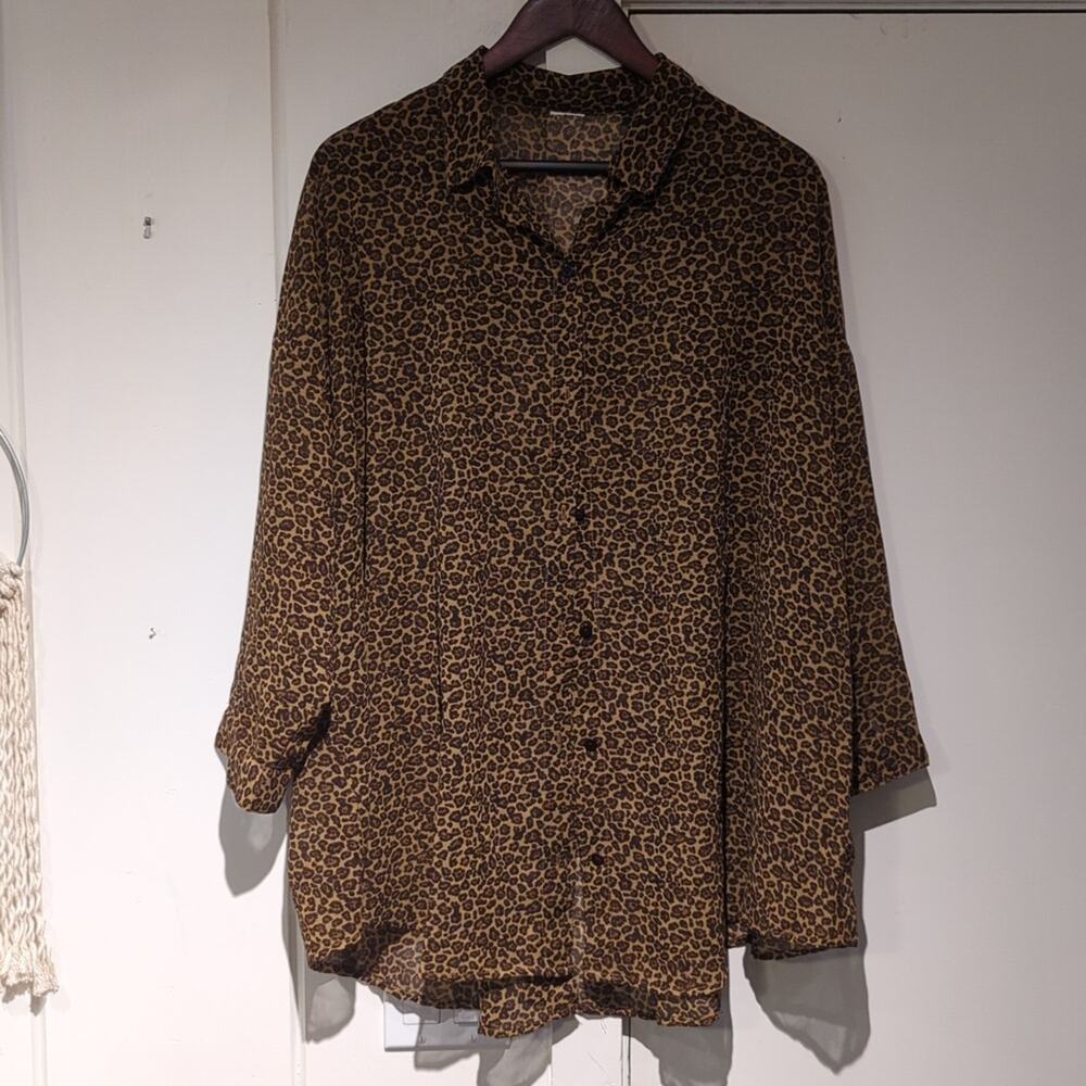 Sheer leopard oversize button front and back